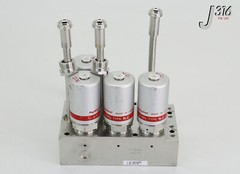 24778 FUJIKIN DIAPHRAGM BLOCK VALVES, TYPE N.C. 0.5~0.6MPA 565736