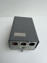 Honeywell L8148J 1009 Aquastat Relay Tradeline Boiler Control L8148J1009 24V/120