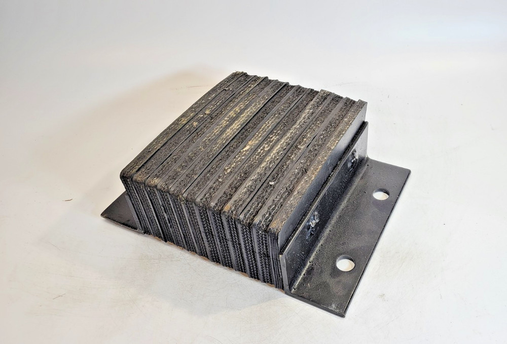 Dock Bumper, 10X4X8-1/2 In., Rubber 26W573