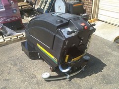 RECONDITIONED NSS WRANGLER 3330 Floor Scrubber , 33-inch under 800Hours