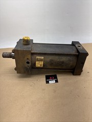 Pre Owned Parker CD2ANUS34AC Non-Lube “Cleanair” Series 2AN air Cylinder.