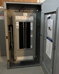 EATON POW-R-LINE 100A 208Y/120V 3PH 4W PANELBOARD EZB2036RBS NEW UNUSED