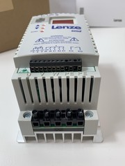 Lenze smd frequency inverter ESMD551X2SFA 0.55kW 0.75HP NEW original packaging