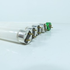 Philips F15T8/CW Fluorescent Light Bulbs 15W T8 Cool White 18″ Lot Of 5