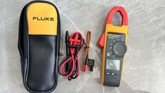 Fluke 902 FC True-RMS HVAC Clamp Meter AC Amp AC/DC Volt Contact Temperature