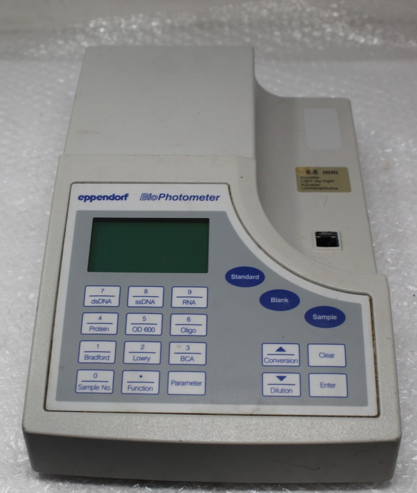 Eppendorf 6131 BioPhotometer Spectrophotometer UV/Vis DNA RNA Oligo Protein