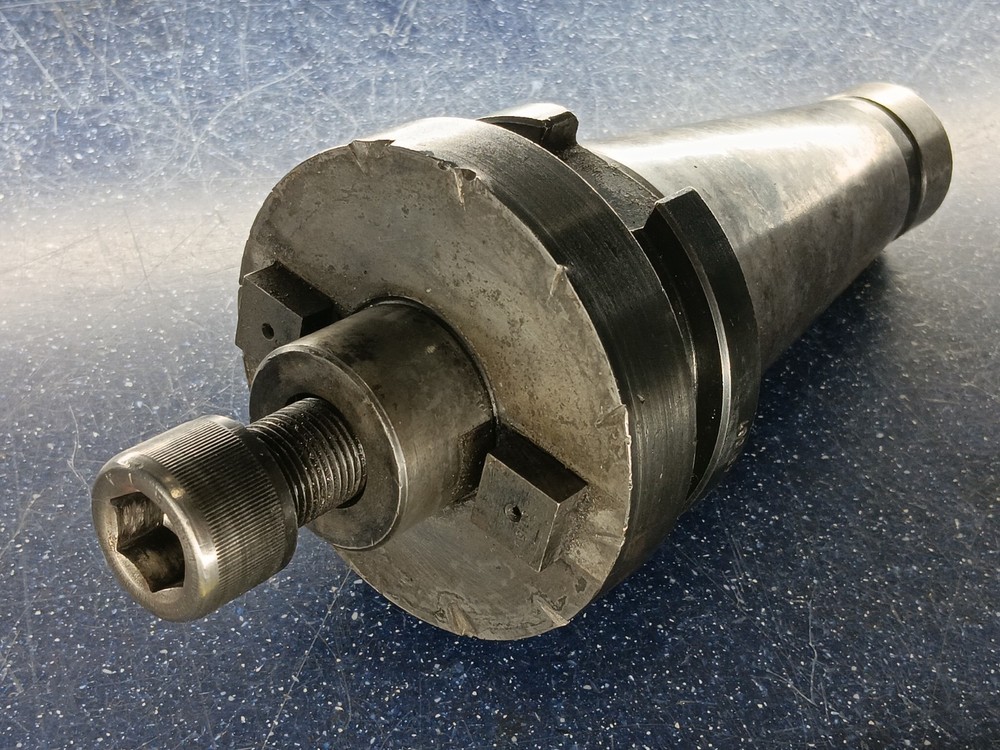 Universal Eng. NMTB50 1-1/2″ Pilot 5/8″ Keys Face Shell Mill Tool Holder CNC