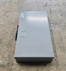SIEMENS HF366NA HEAVY-DUTY SAFETY SWITCH 600A/600V/3P,NEW IN BOX! MAKE OFFER!