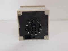 OMRON H3CR-AP SOLID STATE TIMER 11 PIN 100-240V AC 100-125V DC NIB