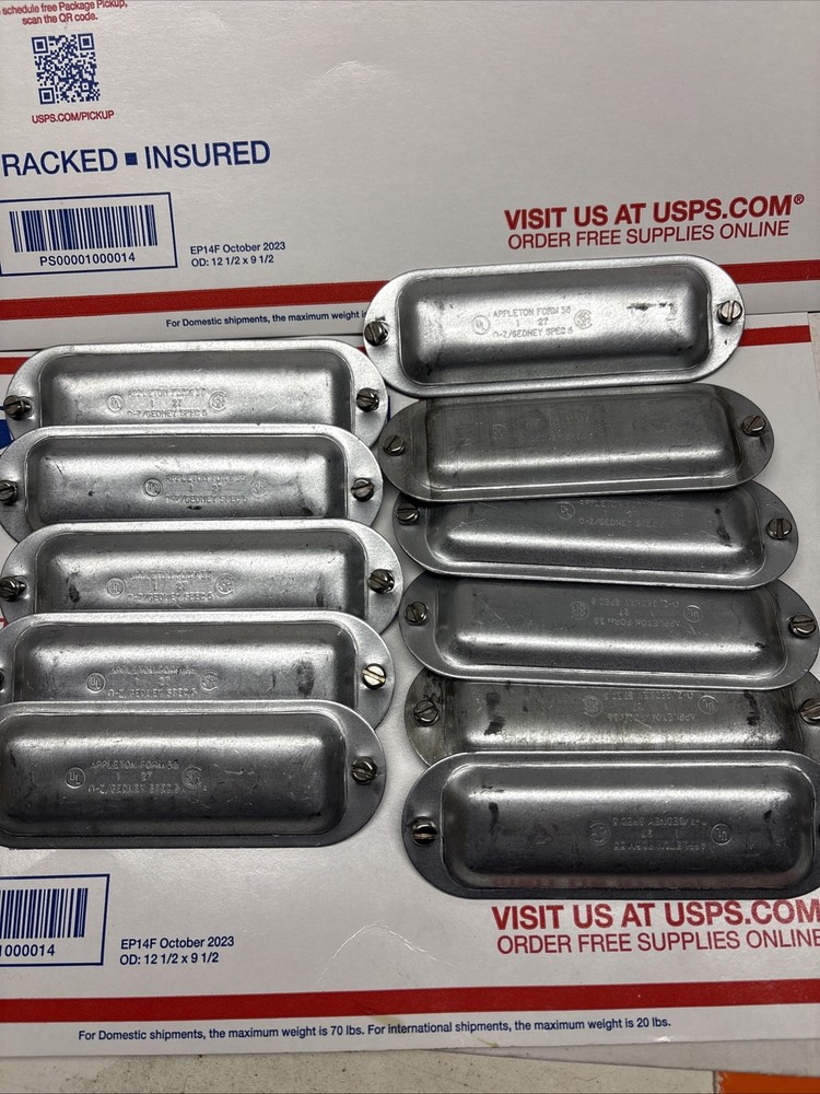 Lot Of 11 Appleton Form 35 1″ 27 Spec 5 Oz/Gedney Conduit Outlet Body Covers