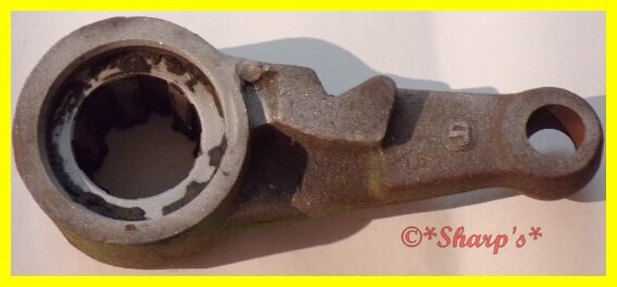 M1252T * John Deere M 40 Steering Arm * Left Hand * Nice Original * USA MADE!
