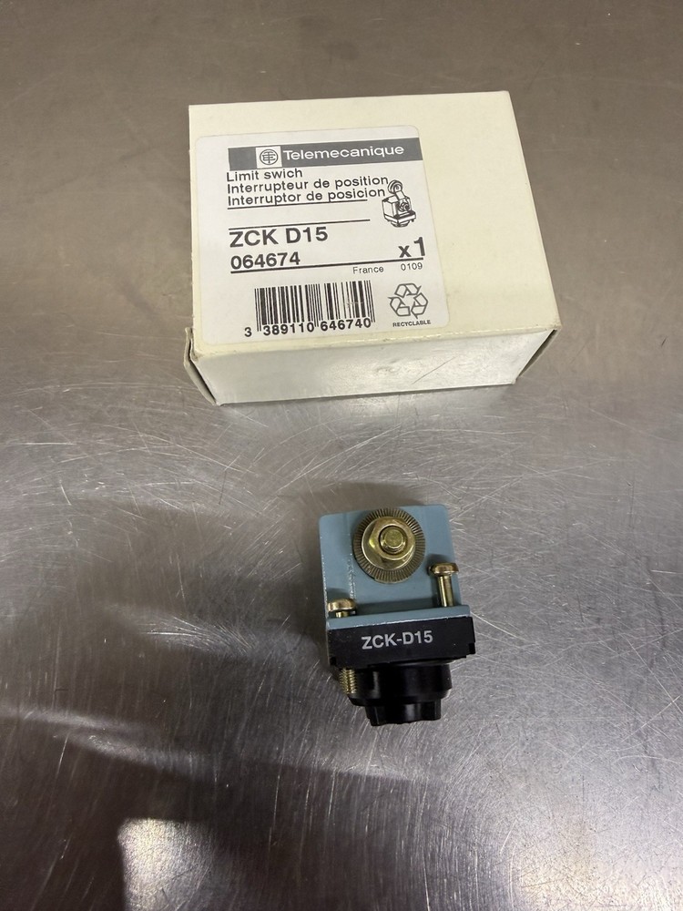 Telemecanique ZCKD15 Limit Switch Operating Head New Old Stock Made France
