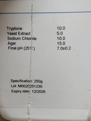 LB Agar, Bottled Dry Powder, Ph 7.0, 250G/Bottle Expires 12/2028