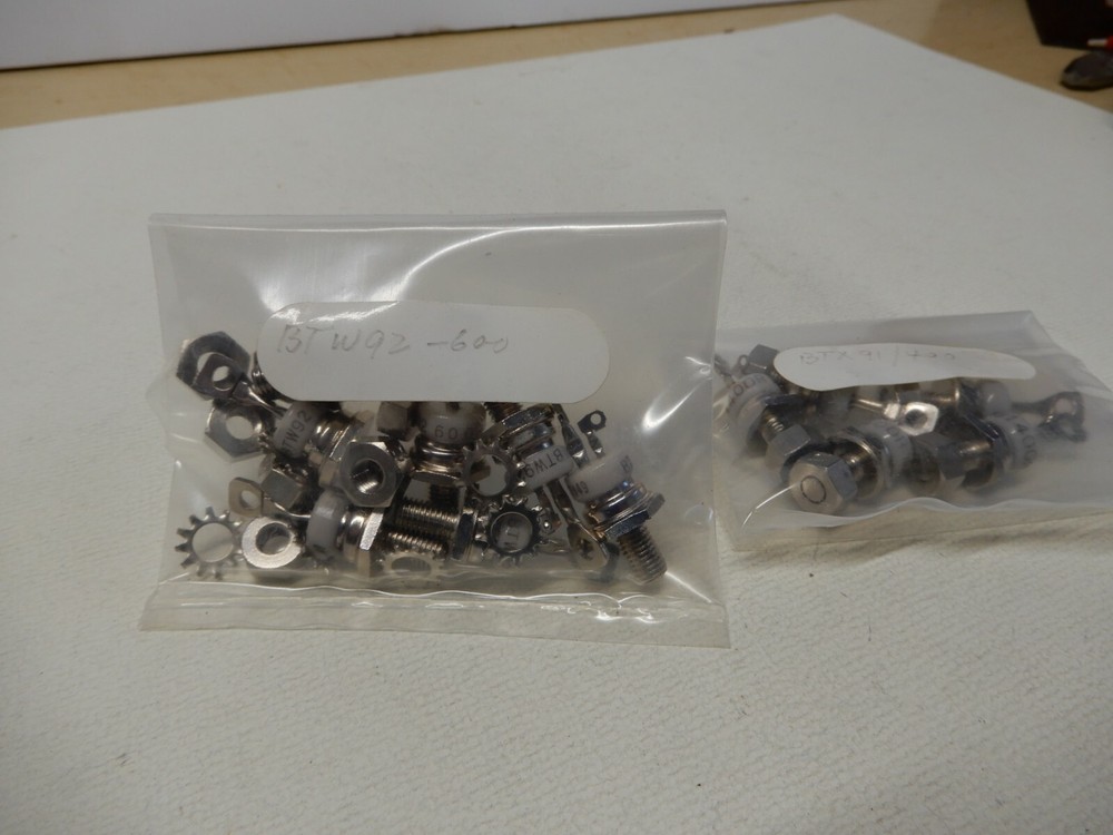 Philips BTW92 600 (6) BTX91 400 (5) Triac Thyristors Shown Stud Mount