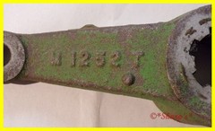 M1252T * John Deere M 40 Steering Arm * Left Hand * Nice Original * USA MADE!