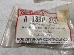 Robertshaw A-1830-211 Pilot Burner Unit Kit Ignitor Thermocouple