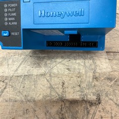 HONEYWELL RM7838B1013 BURNER CONTROL UNIT Tested and Working