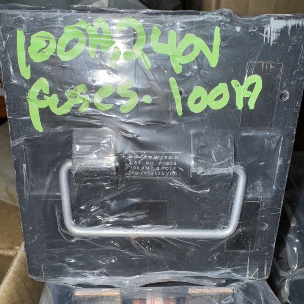 Recondi Boltswitch PT323 100 amp 240 volt pull out switch handle only Fuses 100