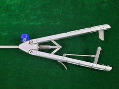 Laparoscopic V-shape Needle Holder Curvd Jaw Left 5mmx330mm Surgical Instruments