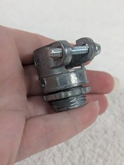 Halex – 1/2″ Flex Squeeze Connector FMC Squeeze Connector 04205B – 25 Pack