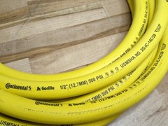 Continental 25 Ft. Gorilla Oil Resistant Multipurpose Air Hose 1/2″ ID 500 PSI