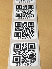 QTY 100 – SERIAL NUMBERED QR CODE LABELS STICKERS-WATERPROOF-DURABLE