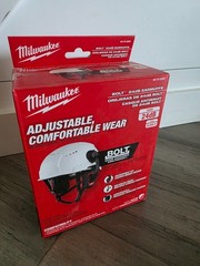 MILWAUKEE – 24dB EARMUFFS 48-73-3250 BOLT Adjustable Comfortable – NEW IN BOX