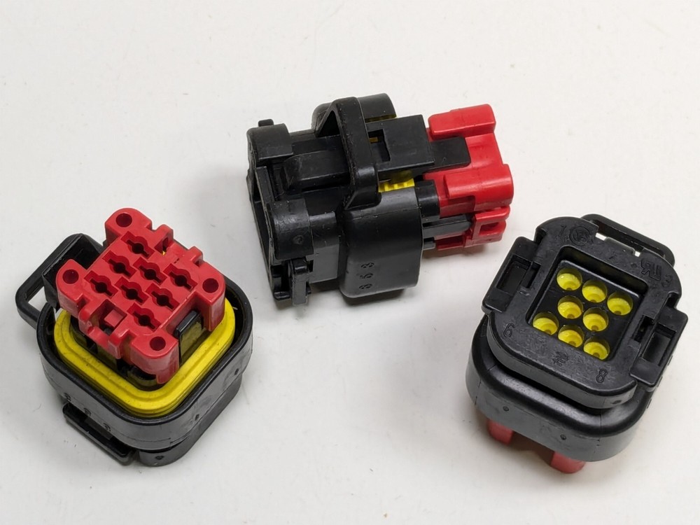 Lot of 3 NEW 8 Pin TE Connectivity AMP – Plug Connector Housings 776286-1