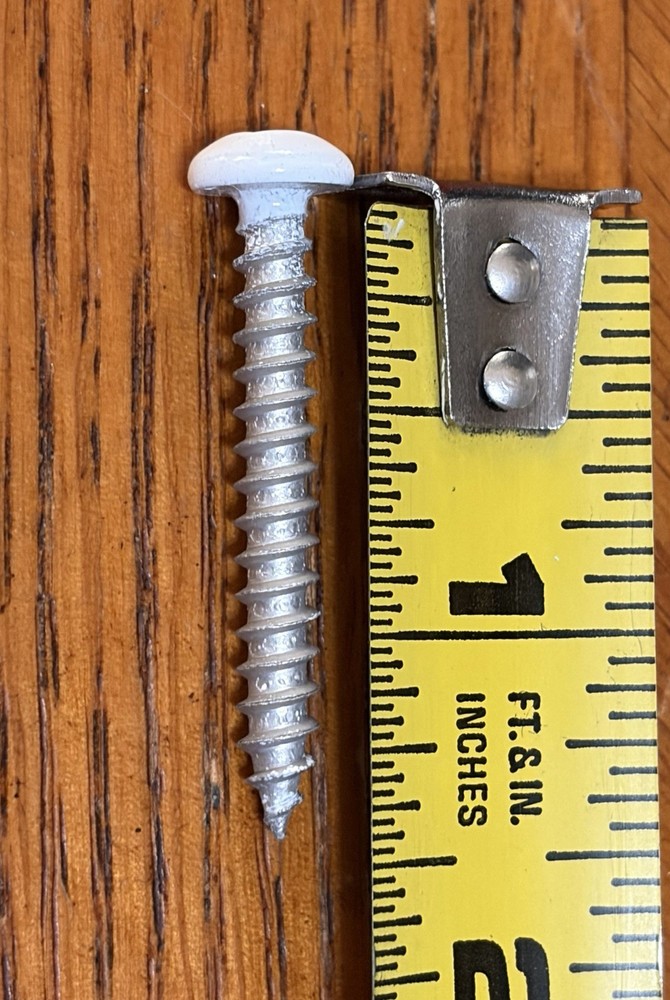 1-1/2” White Aluminum Screws Square Drive 1 Pound 4 Ounces
