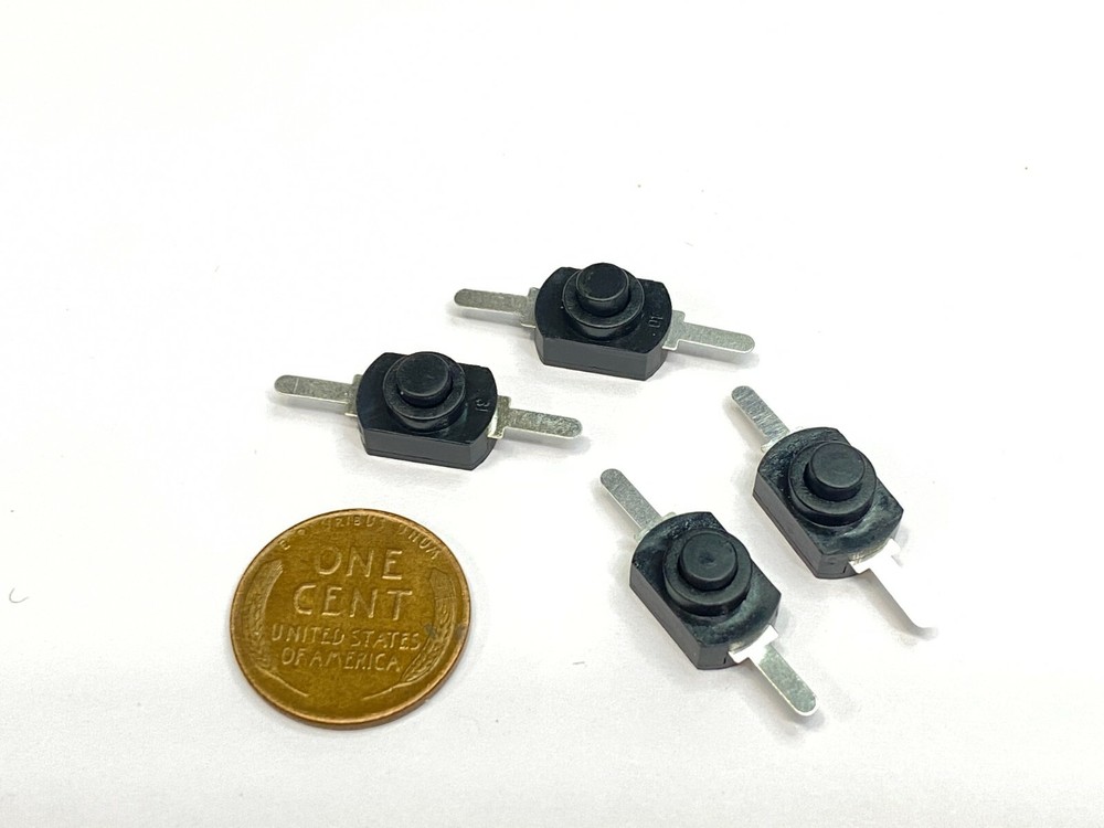 4x DC 30V 1A Black Latching On Off Mini Torch Push Button Self-locking Switch B5
