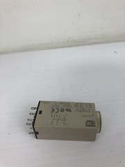 Omron H3Y-2 Timer Relay AC250V~DC30V 250V 5A