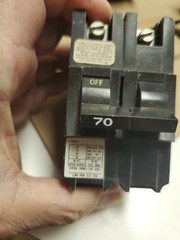 FPE NA270 – Federal Pacific NA 240V Stab-Lok Circuit Breaker 70 AMP 2 POLE