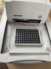 Eppendorf Mastercycler ep Gradient S 5345 Thermal Cycler