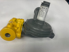 Sensus Gas Regulator Model 496 3/8 inch 3.5-10.5 in wc outlet range New Takeoff