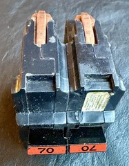 FPE NA270 – Federal Pacific NA 240V Stab-Lok Circuit Breaker 70 AMP 2 POLE Red