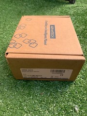 Advantech WISE-2410-NB Wireless Triaxial LoRaWAN Vibration Sensor