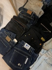 Approx 45x Vintage Branded Trousers Reseller Bundle – Wrangler, Lee, Diesel, Hugo Boss