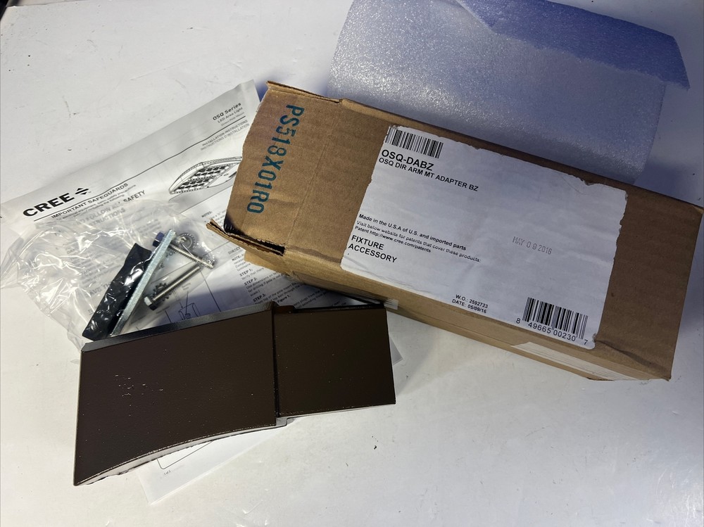 CREE OSQ-DABZ DIR arm MT adapter BZ fixture mount New In Box