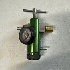 Roscoe Medical CGA-870. RMI-08mini Medical Air Regulator