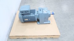 Sew Eurodrive R97 DRN160M4/RI Gearmotor 121rpm 15hp 330/575v-ac 3ph