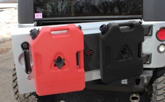 1 Gallon Jerry Can with Bracket for 4X4 OVERLAND OFFROAD SNOW