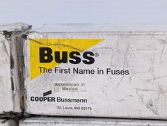 NEW Cooper Bussman Fusetron FRS-R-200 Fuse Dual Element Fuse Black