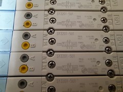 SMC Manifold Block SS5Y31-E4R010 w/ (8) Valves SY3201-5U1