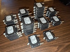 LOT of 31 AMPAX Circuit Breakers – Various sizes – New / Open box