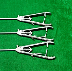 3pc Laparoscopic V-Shape Titanium Needle Holder Curved Jaw 5mmx330mm Reusable