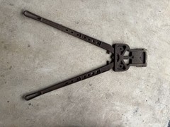 Antique Seymour 1, 107-2-1, Cattle Dehorner, 36″ long, Cast Iron, Working