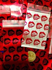 BaggiesSince1987 – 2″ X 3″ Zip Design Bags 2030 METALLIC PRINTED, READ DETAILS