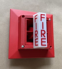 System Sensor SS-12 MA/SS-12 Multi-Tone Fire Alarm Horn Strobe 12-Volts USED