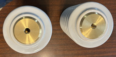 Meister Inter. #70215 Porcelain Insulator 4″ Dia. x 6″ Tall, (lot of2) NEW