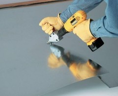 Turbo Shear: Lightweight Attachment for Seamless Sheet Metal Cutting at 20 Gauge